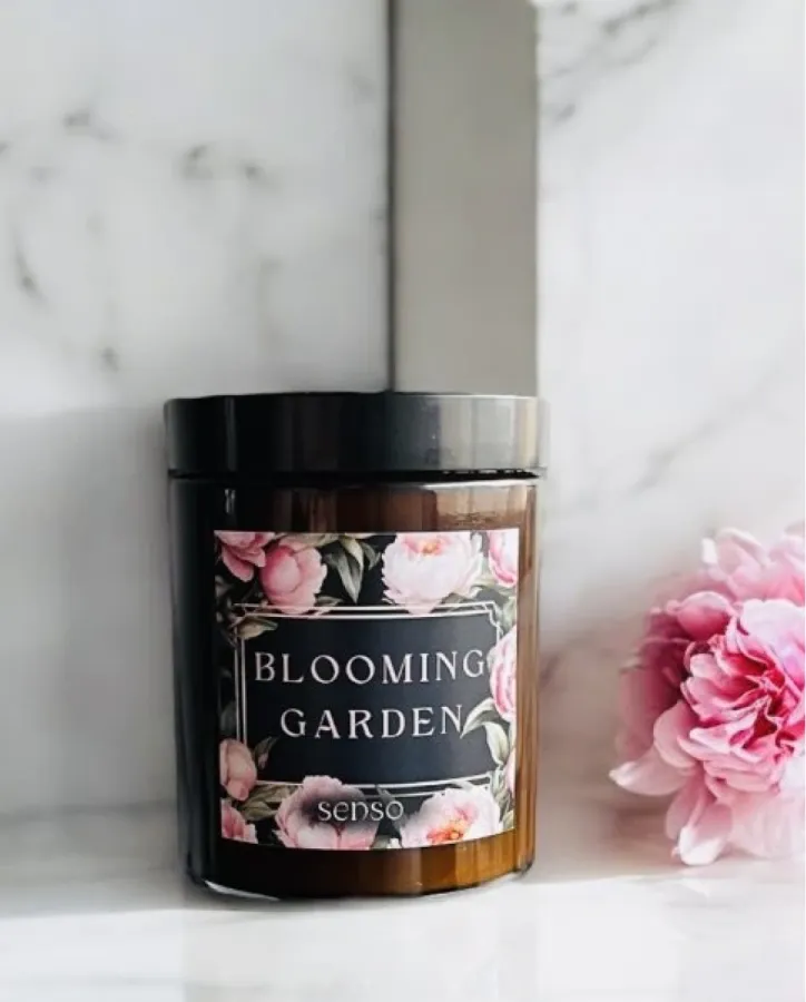 Svíčka Blooming garden