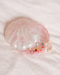 68d2437f3d404.webp