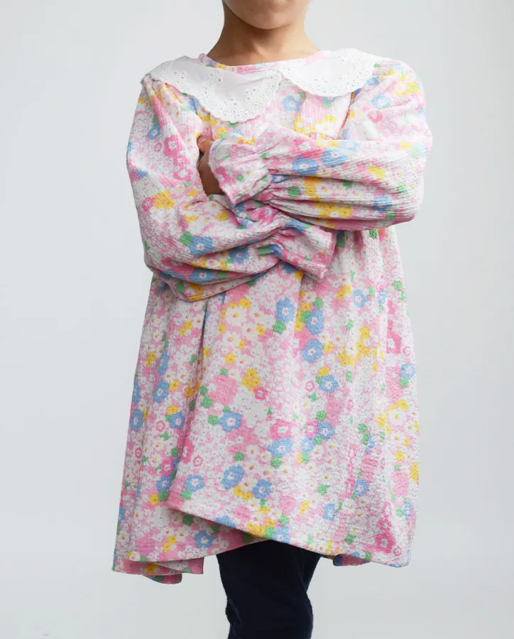 Pink dress with flowers, white collar