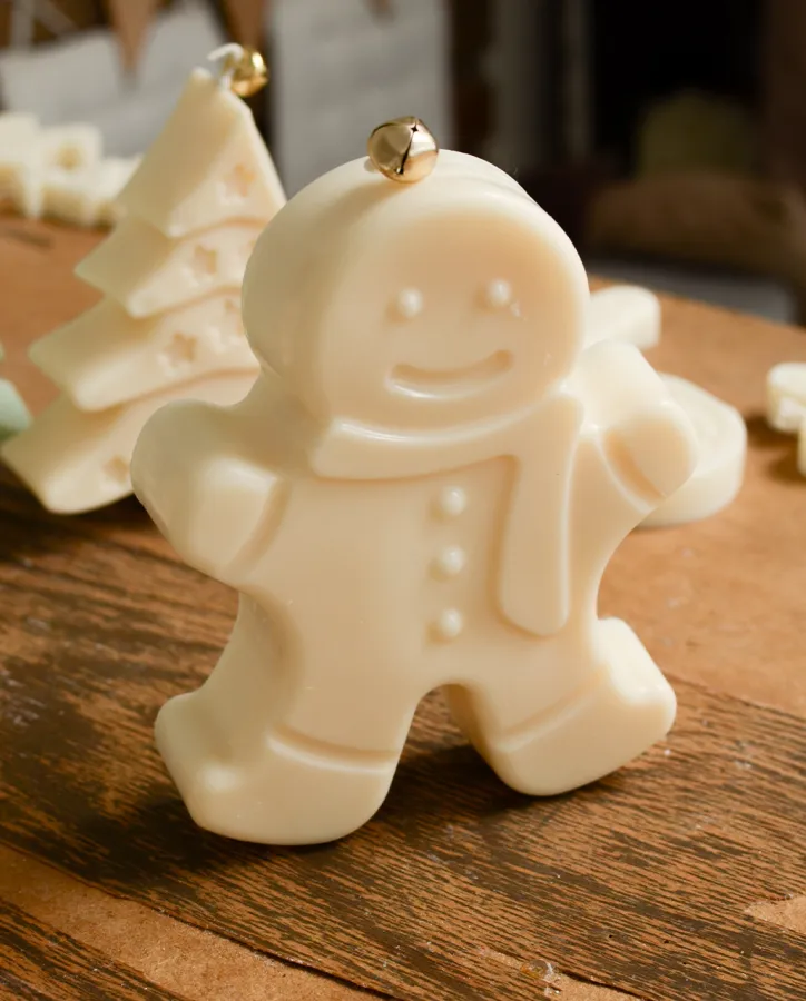 Sójová svíčka perníček s rolničkou bílý