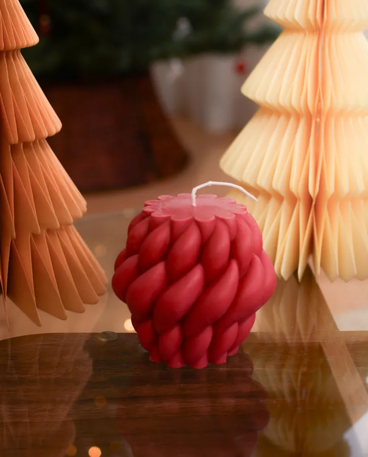 Sójová svíčka kroucená velká červená