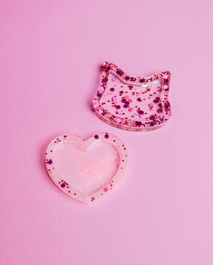 Pryskyřicové pokladničky růžové srdíčko & růžová kočička, 2ks